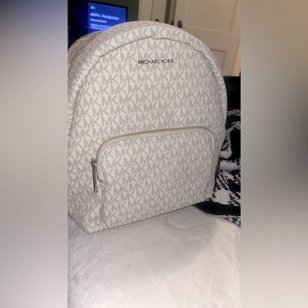 Micheal Kors bag